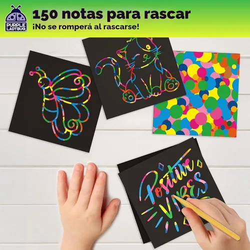 Vista 5 de Mininotas raspables: 150 hojas negras con holograma de brillo plateado o arco iris para niños, hojas para arte y manualidades y garabateo. Incluye