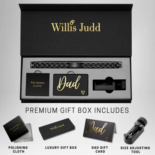 Vista 3 de Willis Judd Pulsera de titanio negra con la frase "Best dad ever" para PAPá, grabada, ajustable y caja de regalos incluida