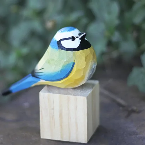 Vista 19 de Figura de pájaro de madera Azure Tit, tilo tallado a mano, marrón claro, decoración moderna para el hogar, regalo de pájaro