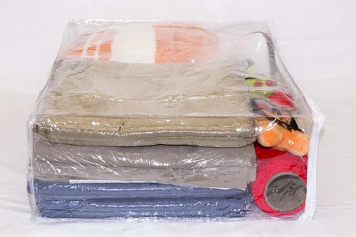 Vista 3 de Juego de 5 bolsas de almacenamiento con cremallera de vinilo transparente de 22 x 18 x 7.5 pulgadas