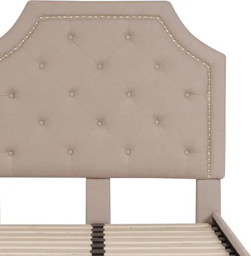 Vista 9 de EMMA + OLIVER Base de cama tapizada con diseño arqueado y diseño capitoné en tela beige