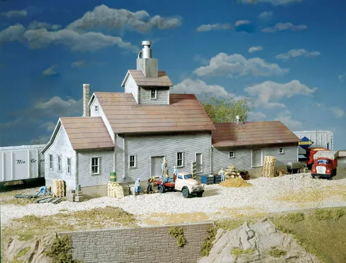 Vista 2 de Walthers Cornerstone Serie Kit HO Scale Sunrise Feed Mill