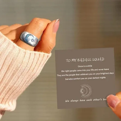 Vista 3 de UTOYA Anillo de escuadrón con texto en inglés "We Always Have Each Other's Back", anillo vintage de circón pavimentado con sol y luna para mujer