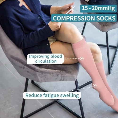 Vista 2 de BLUEENJOY Calcetines de compresión para mujeres y hombres (3 pares) El mejor apoyo para enfermeras, correr, senderismo, recuperación y calcetines