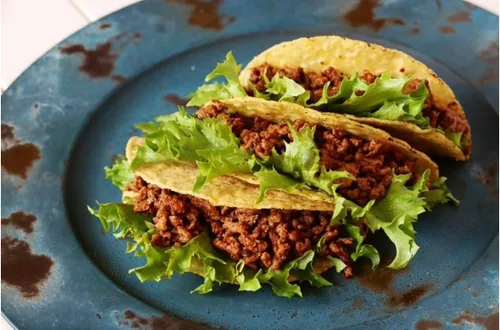 Vista 6 de Masterpax Hot Gift Bundle – Incluye dos botellas de salsa picante Taco Bell de 7.5 onzas + tarjeta exclusiva de datos de vida silvestre de Couger