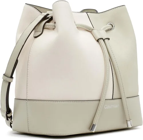 Vista 3 de Calvin Klein - Bolsa Gabrianna al hombro para mujer