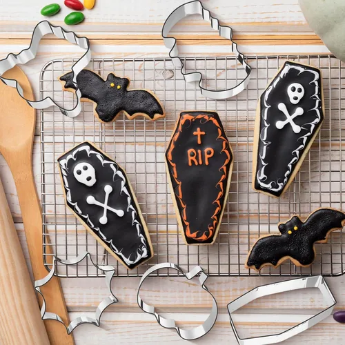 Vista 4 de Juego de 12 cortadores de galletas de Halloween, de acero inoxidable, lindo cortador de galletas, incluye calabaza, fantasma, bruja, zombi, cráneo