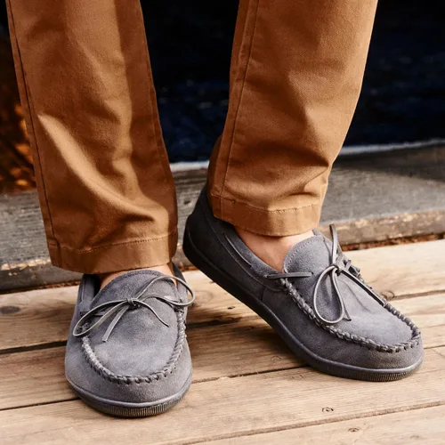 Vista 2 de Minnetonka - Pantuflas con suela rígida y forro de pelo para hombre