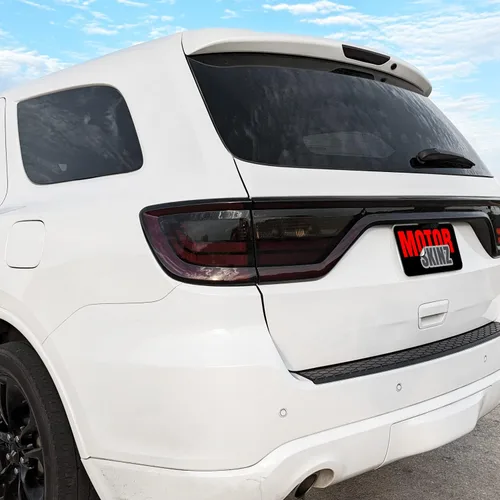 Vista 4 de SlickMod Tinte de humo de vinilo precortado para luz trasera Dodge Durango 2014-2023 (20% humo oscuro, 1. luz trasera)
