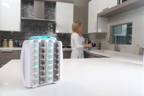 Vista 3 de Organizador de pastilleros para medicamentos y suplementos, 3 ¾ pulgadas x 7 pulgadas, clasificador de medicamentos de 28 días, apto para FSA y HSA