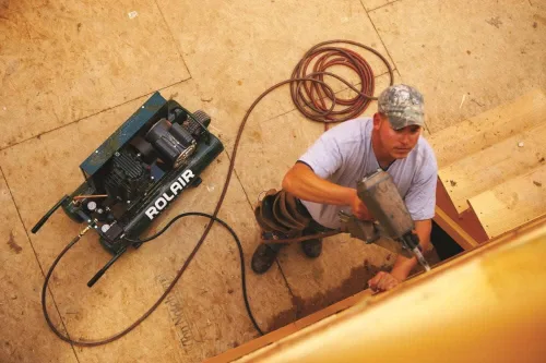 Vista 5 de Rolair 1.5 Hp (115 V), 7.3 Cfm@90Psi, Compresor de tanque doble de 9 galones (W/controles duales)