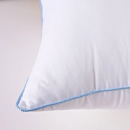 Vista 3 de Juego de 2 almohadas de algodón alternativo, esponjosas, de plumón, color blanco, tamaño Queen de 20 x 28 pulgadas