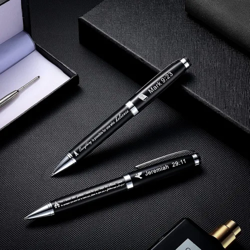 Vista 6 de Chinco Juego de 2 bolígrafos con versículo bíblico cristiano, regalos para pastores para hombres con caja y 2 recambios, bolígrafos inspiradores