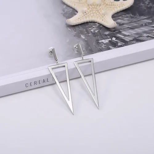 Vista 14 de LILIE&WHITE Pendientes colgantes de triángulo de metal para mujer, joyería de disfraz
