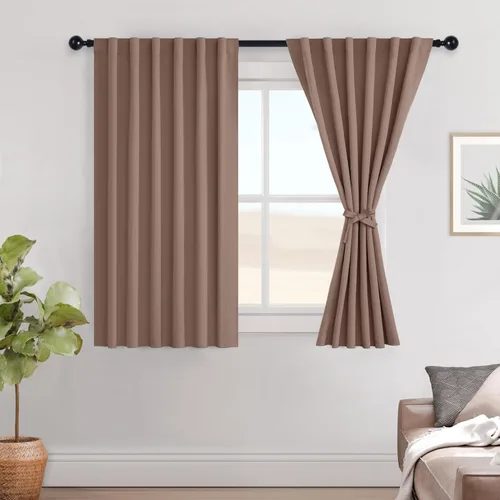 Vista 61 de Hiasan Cortinas opacas negras para dormitorio, cortinas opacas cortas de 45 pulgadas de largo, con aislamiento térmico, bolsillo para barra