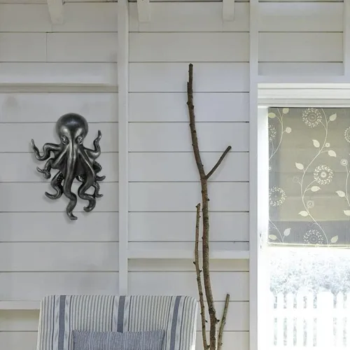Vista 6 de World of Wonders Poseidon Octopus Kraken - Percha de pared de peltre Decoración decorativa náutica de oficina de playa Arte de pared de criatura