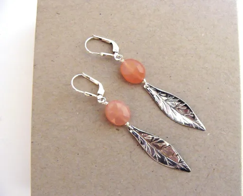 Vista 6 de Leaf and peach moonstone earrings, long, sterling silver, lightweight earrings, fun, nature theme, flashy, handmade