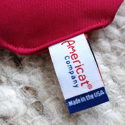 Vista 5 de Americat Company Paquete de 2 juguetes de hierba gatera hechos en Estados Unidos, juguetes de peluche para gatos y corazones rellenos de hierba