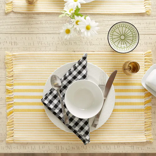 Vista 3 de DII Colección de mesa de cocina con rayas múltiples, juego de manteles individuales, 13x19, amarillo profundo, 6 piezas