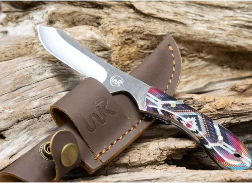Vista 4 de WHISKEY BENT HAT CO. Sendero Caper 440 Cuchillo de hoja fija de acero inoxidable con funda de cuero (Arizonan)