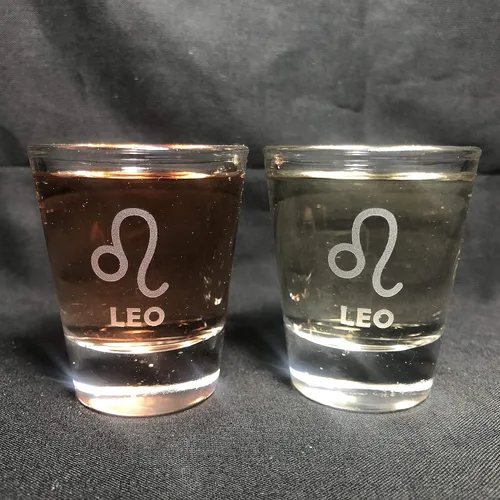 Vista 6 de Juego de 2 vasos de chupito de signos del zodiaco Aries Leo Cáncer Piscis Escorpio Tauro Sagitario Géminis Virgo Libra Capricornio Acuario (AQUARIUS)