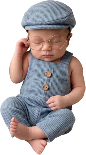 Vista 5 de Accesorios para fotografías de bebé recién nacido o de meses, con gorra a rayas y mameluco Beige