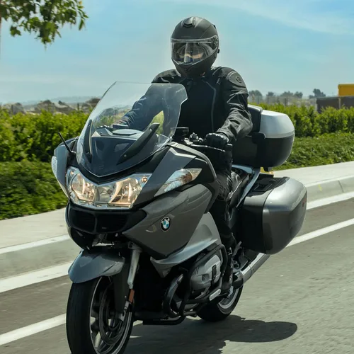 Vista 4 de Sena Outrush R - Casco modular de motocicleta Bluetooth con sistema de intercomunicación (negro mate, grande)