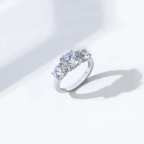 Vista 5 de Tienda Collection Platinum-Plated Sterling Silver Round 3-Stone Ring made with Infinite Elements Cubic Zirconia (2 cttw)