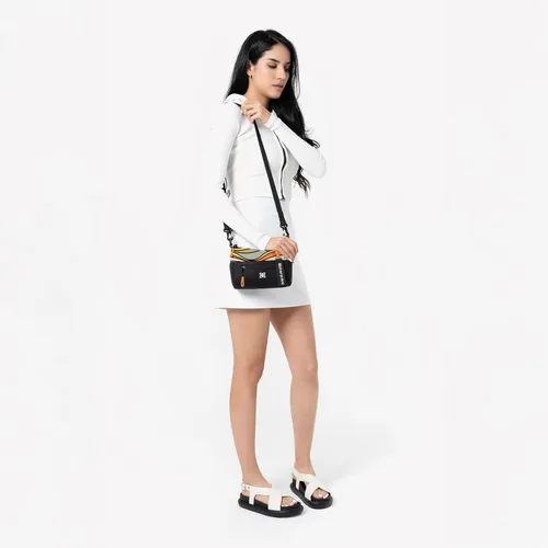 Vista 97 de Sherpani Skye - Bolso cruzado pequeño, de nailon, ligero, para mujer, con protección RFID