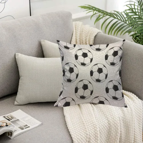 Vista 5 de TKS MITLAN Funda de almohada con patrón de fútbol deportivo 18x18 pulgadas negro blanco pelota de fútbol almohadas fitness almohadas decorativas