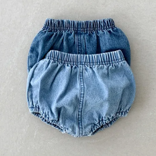 Vista 5 de Pantalones cortos de mezclilla para bebés y niñas, 2 piezas, pantalones cortos para niños, pantalones cortos sueltos para pañales, pantalones cortos