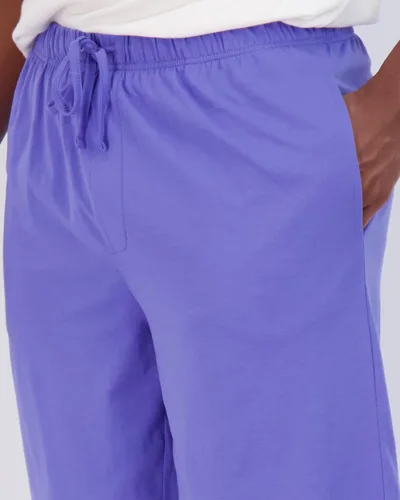 Vista 4 de Real Essentials Paquete de 3 pantalones cortos de pijama de punto ultrasuave de algodón para hombre y ropa de descanso