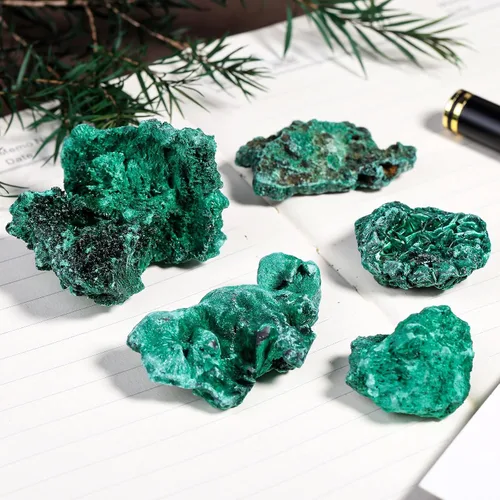 Vista 4 de Amogeeli Espécimen de cristal de malaquita natural crudo para colección, decoración de piedra mineral curativa para oficina en casa, 0.02-0.11 libras