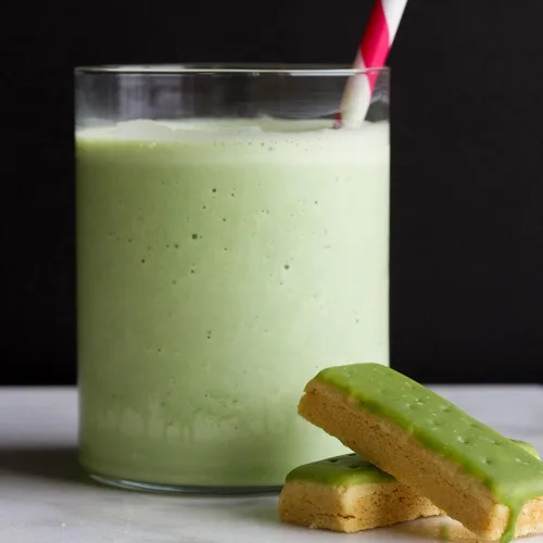Vista 6 de Rishi Tea Sweet Matcha - Té verde orgánico japonés endulzado en polvo para bebidas matcha de calidad de café, calientes o helados, 4.4 onzas