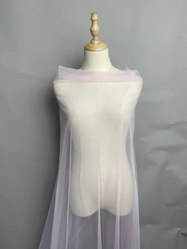 Vista 2 de Tul, tela, malla, color nude, tul elástico de tacto suave 5 yardas (rosa bebé)