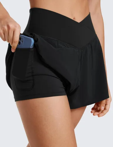 Vista 4 de CRZ YOGA Crossover - Pantalones cortos deportivos de mariposa para mujer, 2 en 1, cintura alta, fluidos, para tenis, correr, entrenamiento