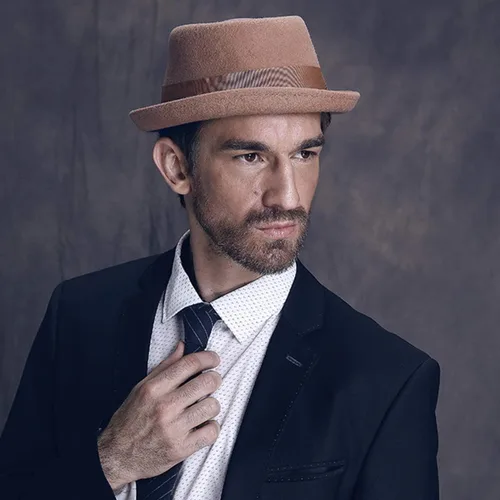 Vista 5 de F FADVES Sombrero de pastel de cerdo 100% fieltro de lana para hombre, sombrero de cerdo que rompe malo, parte superior plana para hombre, Fedora