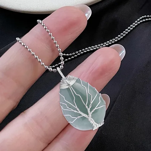 Vista 5 de Collar con colgante de lágrima envuelta en alambre plateado, collar de piedra de cristal curativo de aventurina verde árbol de la vida, joyería
