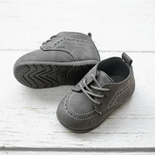 Vista 4 de Meckior Zapatos de Boda Clásicos para Bebés Niños y Niñas de Cuero Sintético PU, Mocasines Brogue, Zapatos Oxford para Niños Pequeños, Zapatos