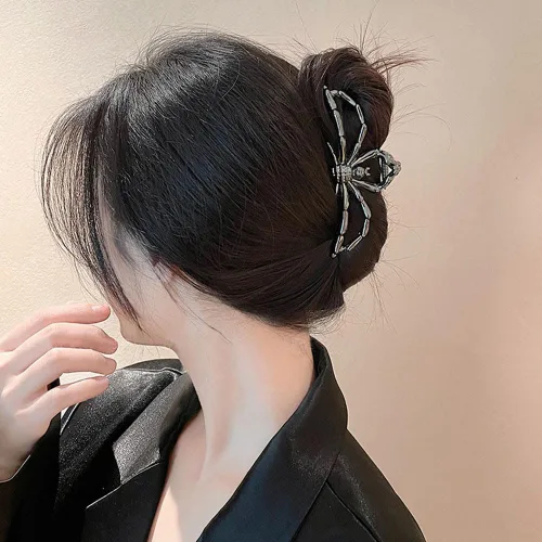 Vista 5 de ROMODIYA Pinza para el pelo de araña, clip de metal negro con diseño, accesorios para el cabello para cabello fino/grueso, gran agarre fuerte
