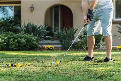 Vista 4 de SKLZ Pelotas de golf de impacto para práctica de vuelo limitado, paquete de 12, color amarillo