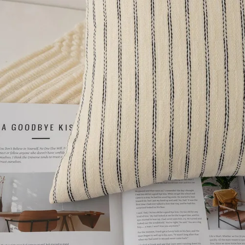 Vista 2 de Kevin Textile - Juego de 2 fundas de almohada de color crema blanco de 16 x 16 pulgadas, fundas de almohada decorativas tejidas con textura