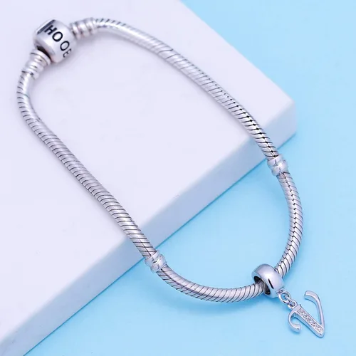 Vista 4 de SoulBeads - Colgantes de plata fina 0,925 de letra inicial, alfabeto A-Z. Dije con cristales compatibles con brazaletes europeos
