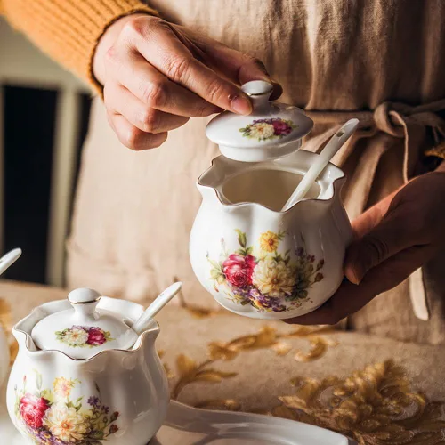 Vista 2 de Ceramics - Tarro de especias con tapa y cuchara, 8 onzas