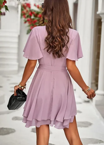 Vista 3 de GAOVOT Vestido sexy con cuello en V para mujer, con volantes, manga corta, lazo en la cintura, casual, acampanado, con vuelo, escalonado