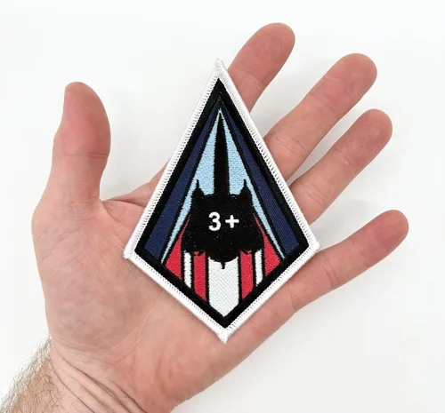 Vista 9 de Skunk Works® SR-71 Blackbird® MACH 3 Patch - Parte trasera de plástico, 4 pulgadas, con licencia
