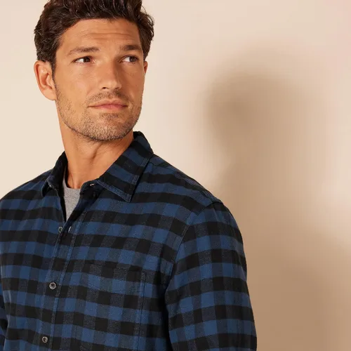 Vista 4 de Amazon Essentials Camisas de franela de manga larga para hombre, corte ajustado, a cuadros con botones