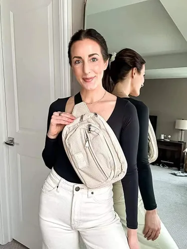 Vista 2 de Ibalulu Riñonera cruzada para mujer a la moda, bolsa para cinturón grande de 5 litros, bolso de pecho con correa ajustable, riñoneras de moda