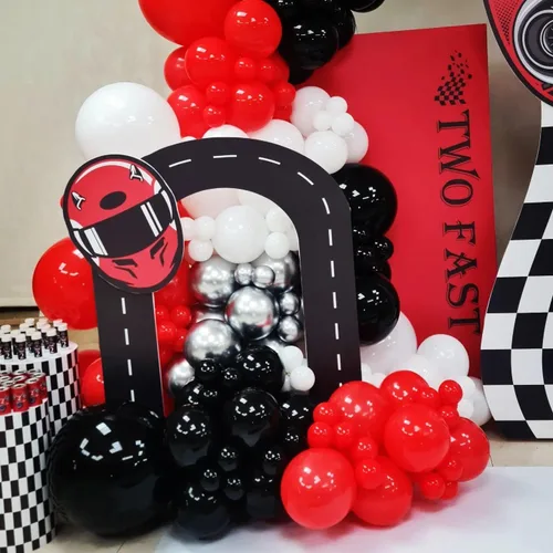 Vista 6 de Kit de arco de globos rojos, negros y blancos, 201 piezas de guirnalda de globos de látex con estrella explosiva roja, negra, blanca y plateada