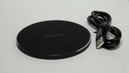 Vista 2 de Soporte de carga inalámbrica de carga rápida de 15 W, almohadilla de carga para teléfono celular, almohadilla de carga inalámbrica para teléfono